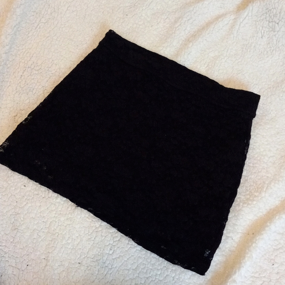 Forever 21 Black Lace Mini Skirt, Size Medium